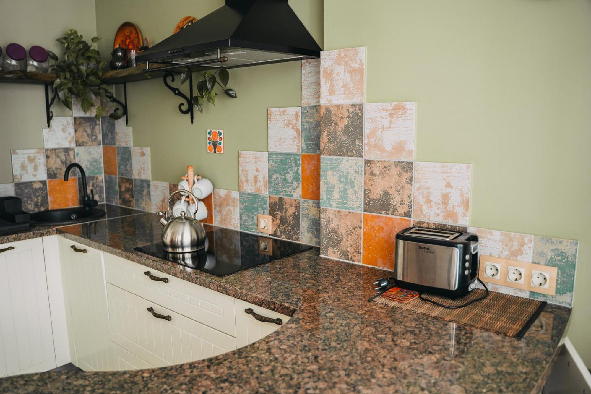 Family Apartment In Riga Center And Free Parking Kültér fotó
